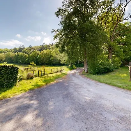 Les De La Vaulx-renard 住宿加早餐酒店 3*