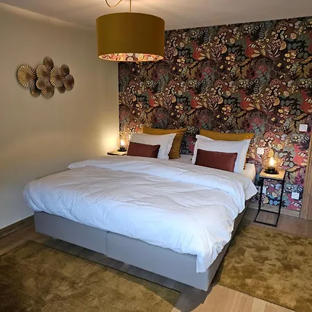 Les De La Vaulx-renard Bed & Breakfast 3*